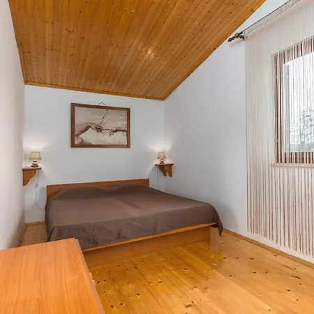 With Parking Space - 13927 Appartement