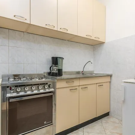 With Parking Space - 13927 Apartman